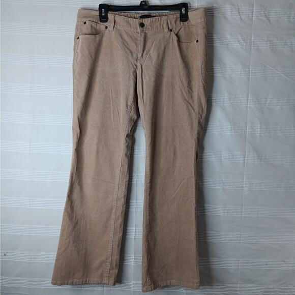 Talbots‎ Women's Petites Khaki Colored Corduroy Pants Jeans Women's Size 14WP - Picture 2 of 11